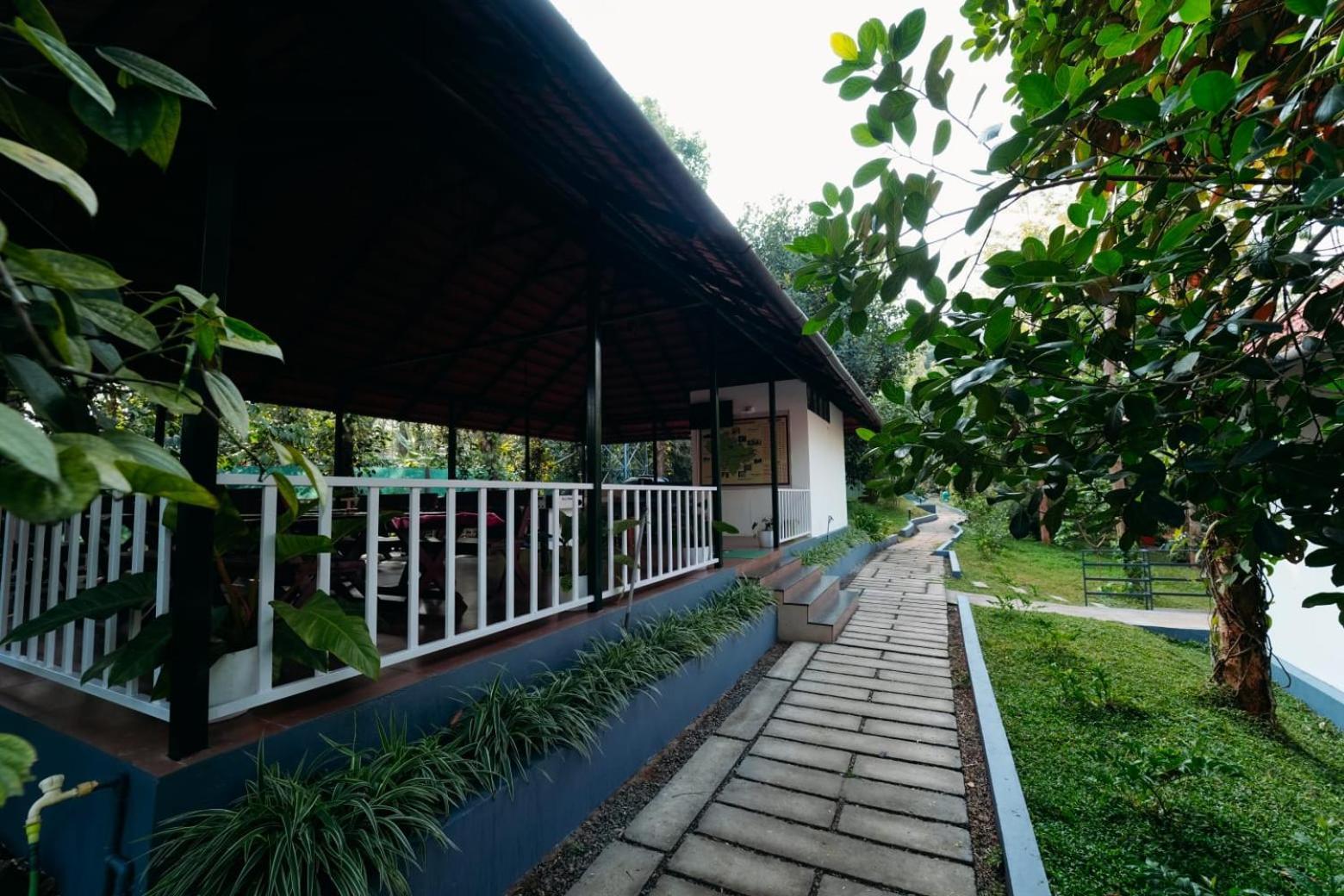 Le Vista Resort 술탄 바테리 외부 사진